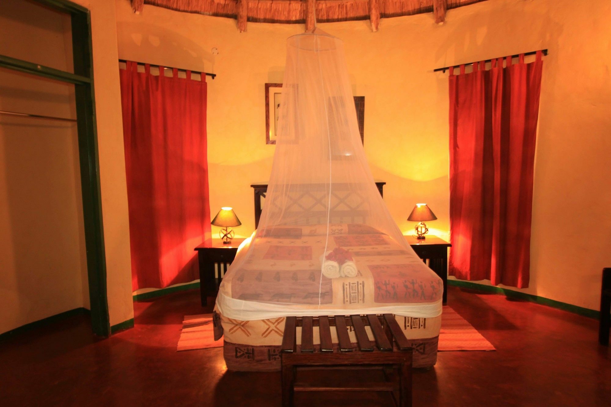 Lesoma Valley Lodge Касане Екстер'єр фото